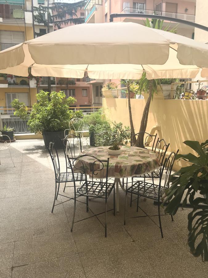 Brown Apartment San Remo Exterior foto
